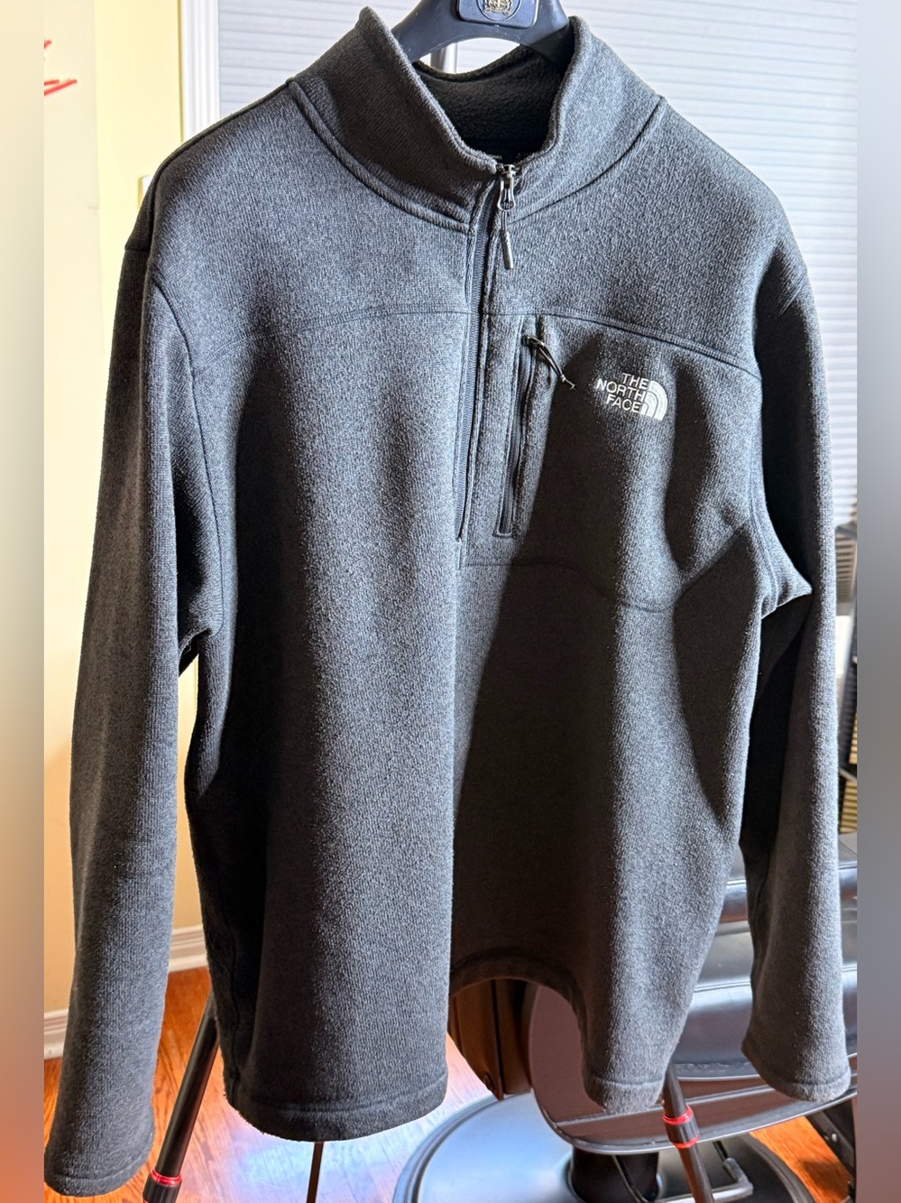 The North Face Men's Dark Gray
Zip-Up Fleece Pullover